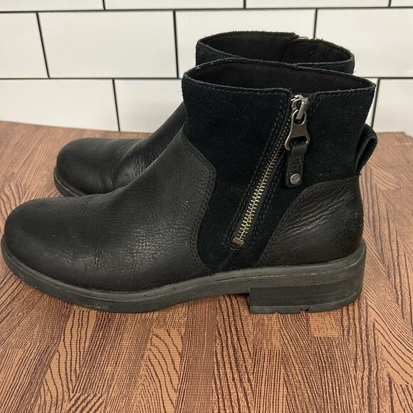 Ugg Boots Booties Harrison Zip Women’s Size 8.5 Leather + Suede 1121754 - Picture 3 of 7